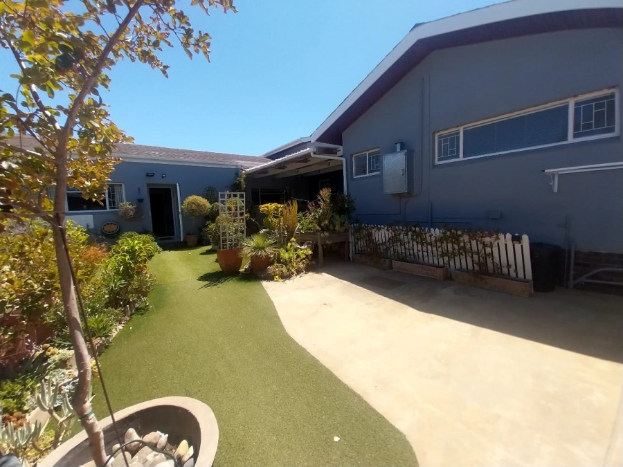 5 Bedroom Property for Sale in Robertson Western Cape